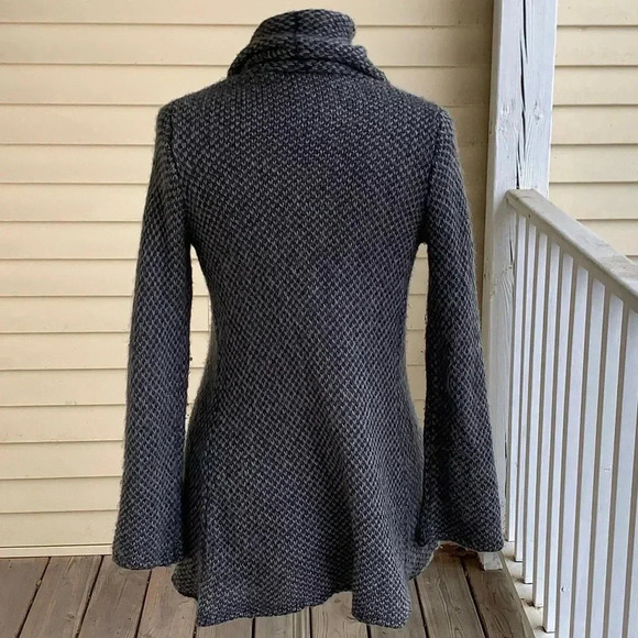 Wooden Ships Paola Buendia Mohair Wool Blend Cardigan Sweater Size S M Gray - Picture 2 of 7